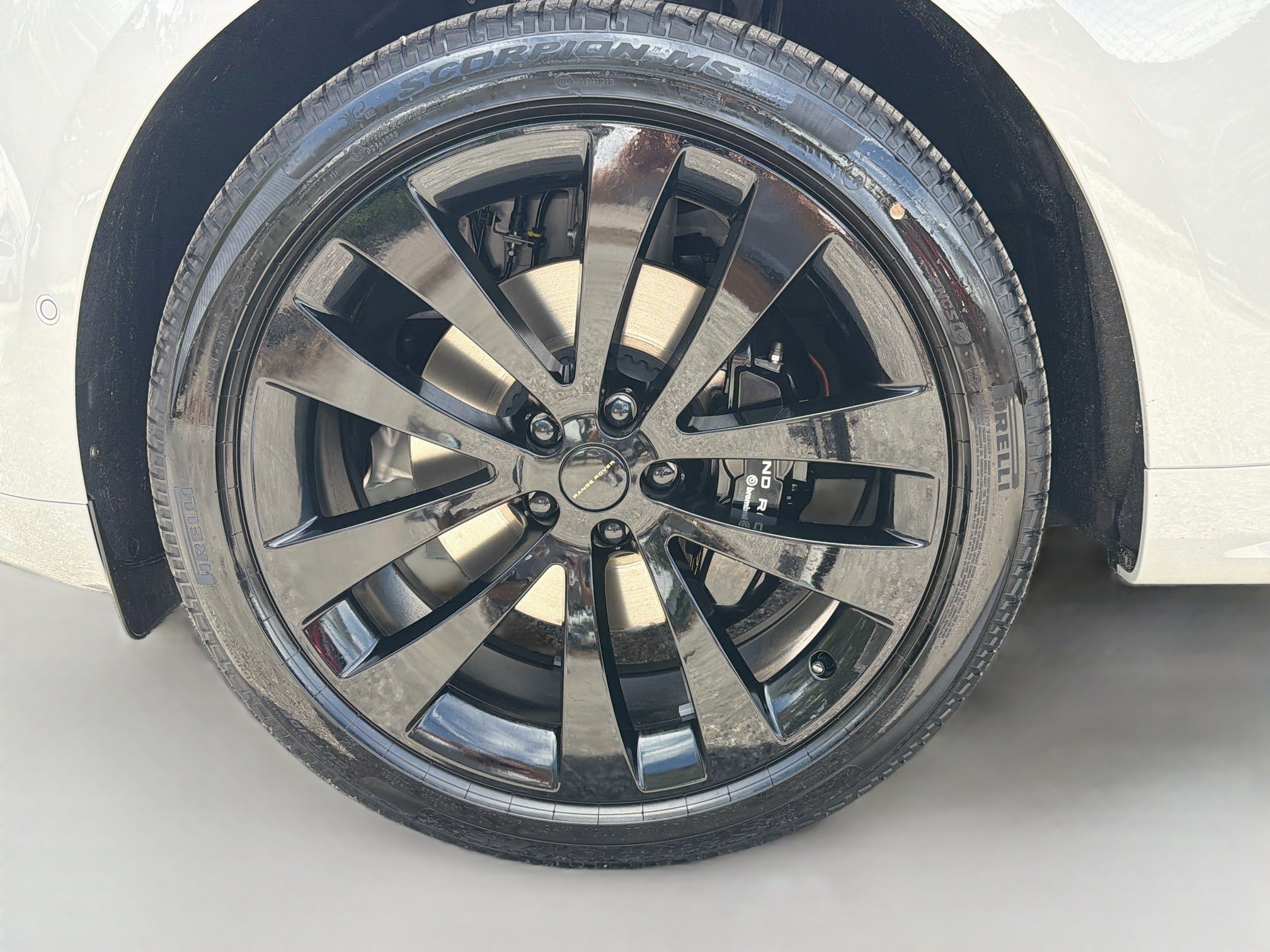 New 2027 Borasco Grey LAND ROVER  image 43