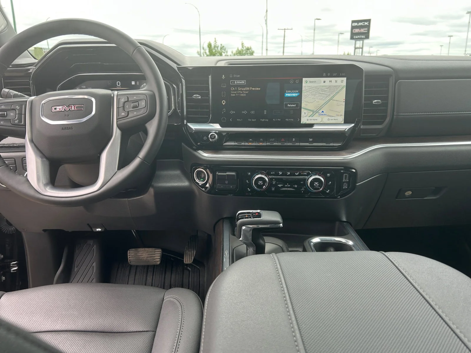 Used 2025 Black GMC SLT Crew Cab image 21
