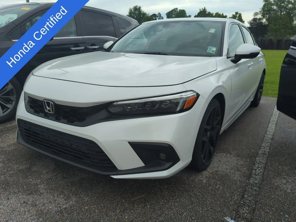 2024 Honda Civic Sport Touring CVT's photo
