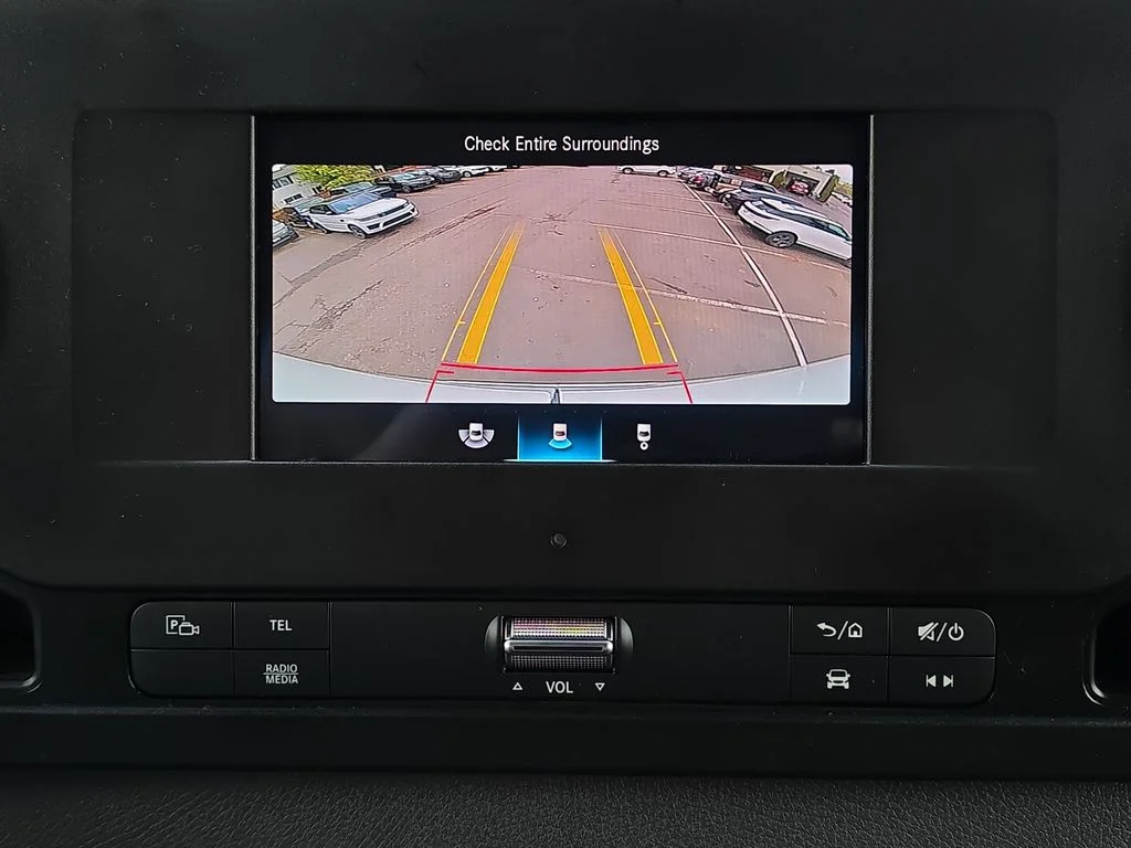 Used 2024  Mercedes-Benz Cargo 170 WB image 24