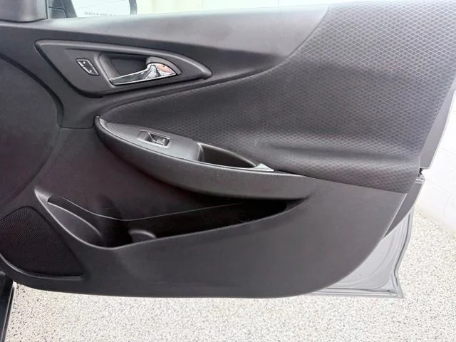 Used 2024 Gray Chevrolet LT image 17