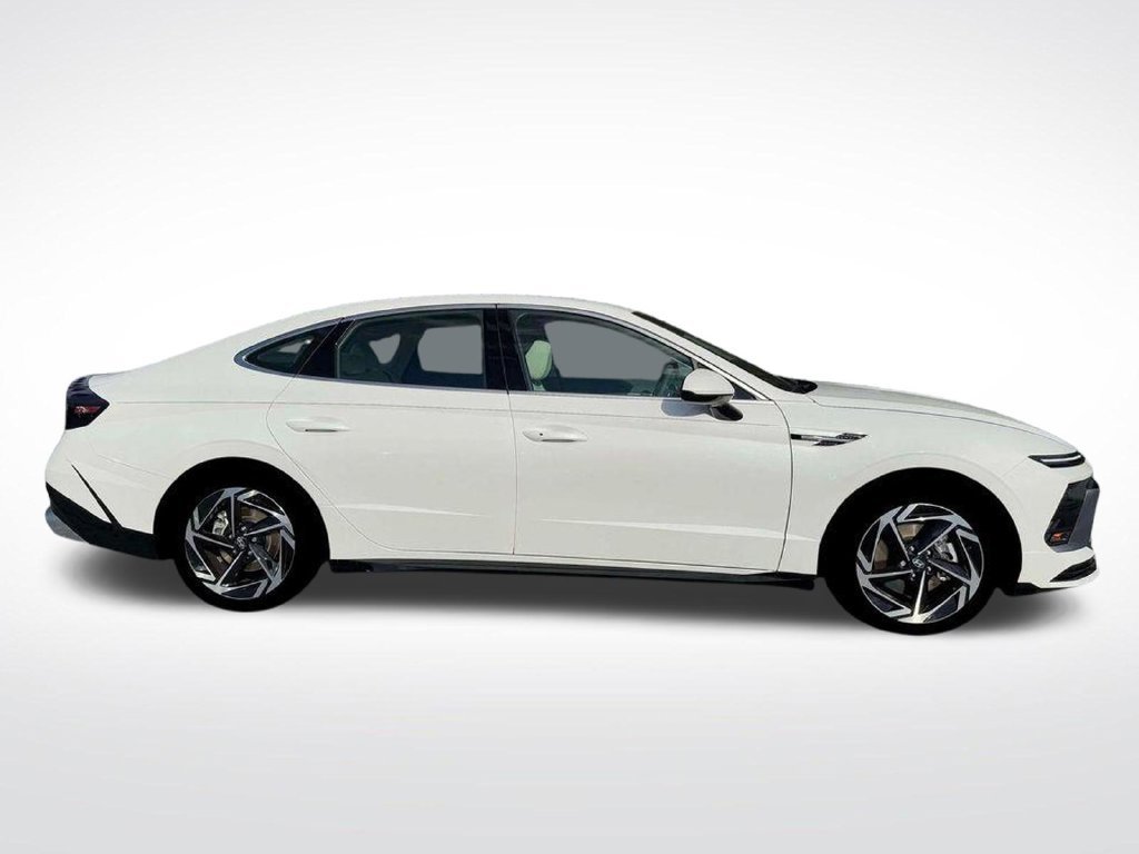 New 2026 White Hyundai SEL Sport image 28