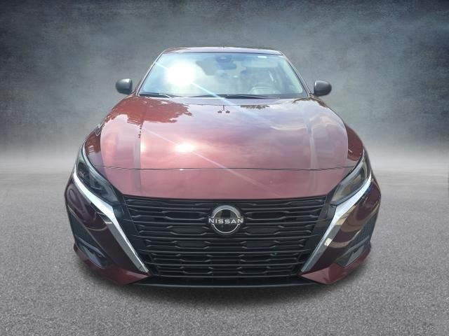 Used 2025 Garnet Pearl Metallic Nissan 2.5 SV image 3