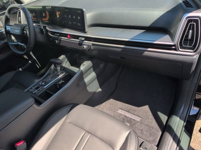 New 2026 Ebony Black Kia S image 31