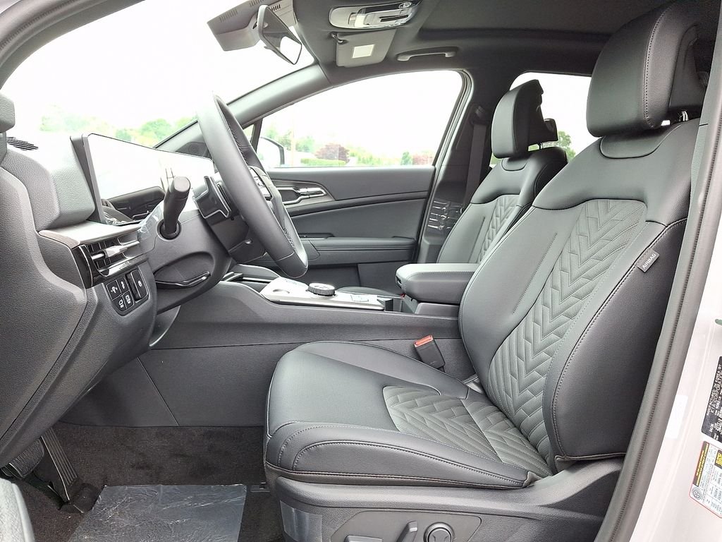 New 2026 Wolf Gray Kia X-Line image 6