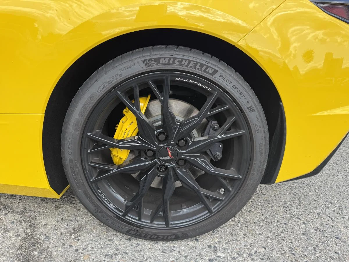 Used 2025 Yellow Chevrolet 3LT image 13