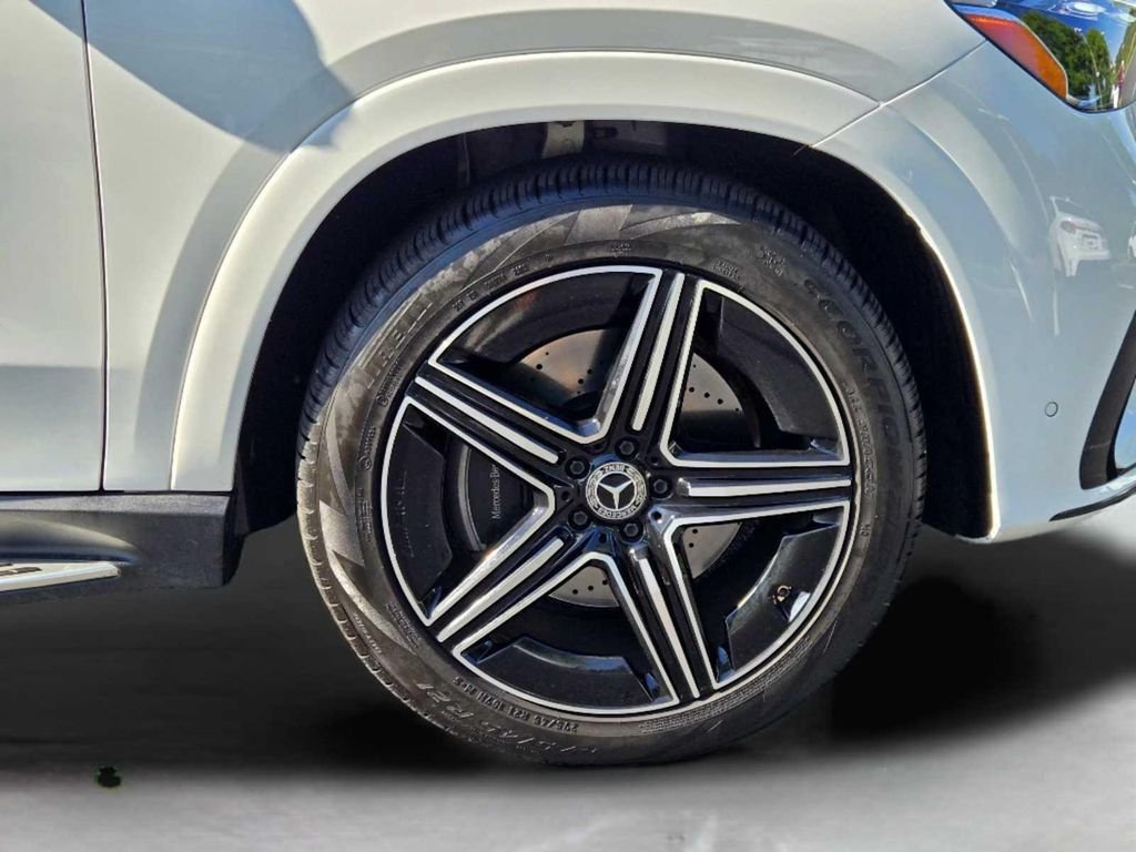 Used 2026 White Mercedes-Benz GLE 450 image 14
