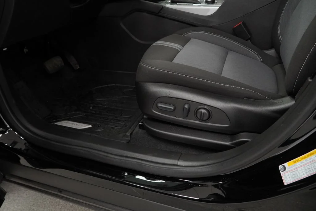 New 2026 Black Chevrolet 2LT image 23
