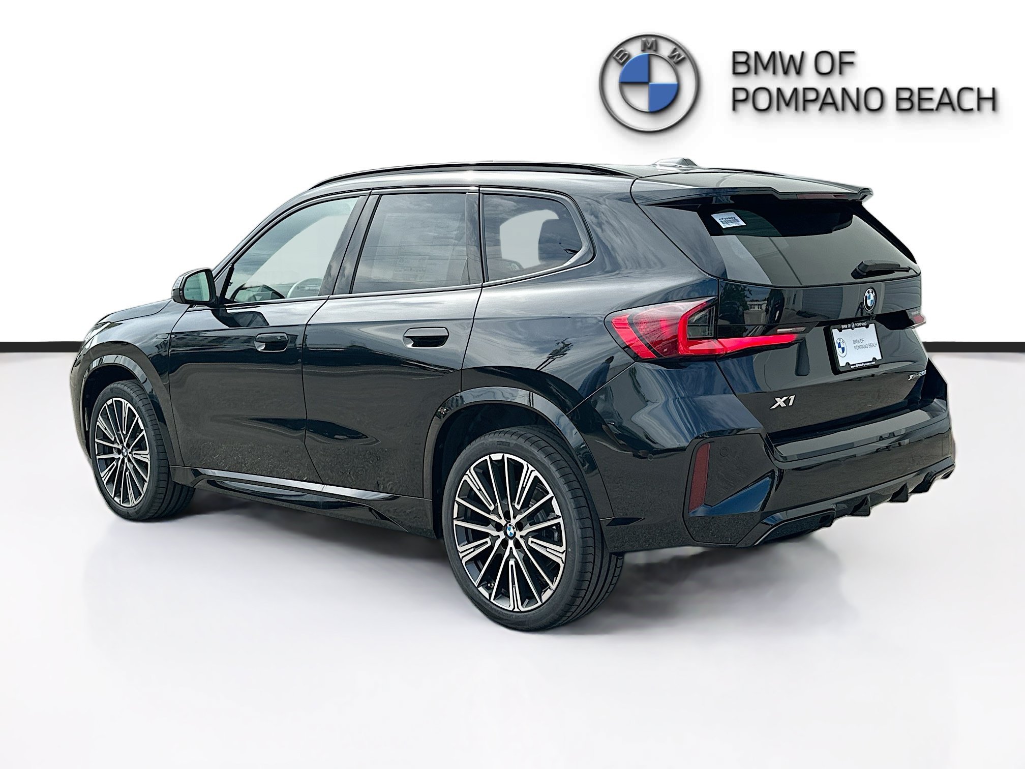 New 2026 Black Sapphire Metallic BMW xDrive28i image 4