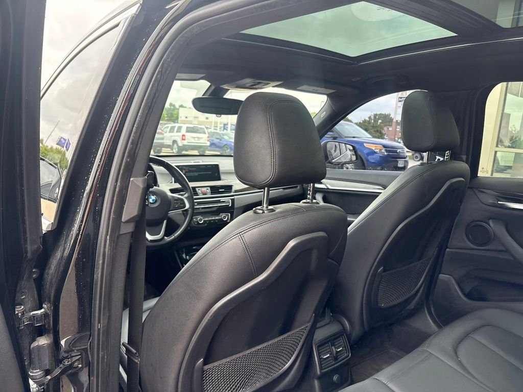 Used 2016 Jet Black BMW xDrive28i image 35