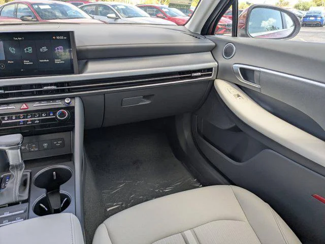 2025 Hyundai Sonata SE - Photo 44