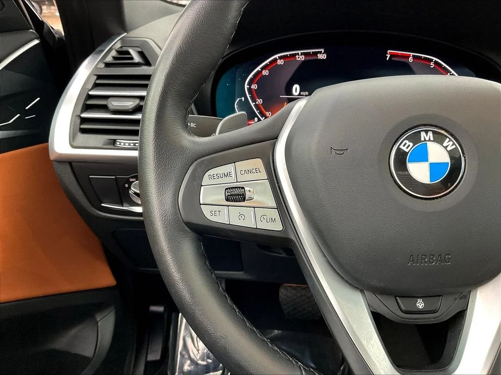 Used 2023 Jet Black BMW xDrive30i image 11
