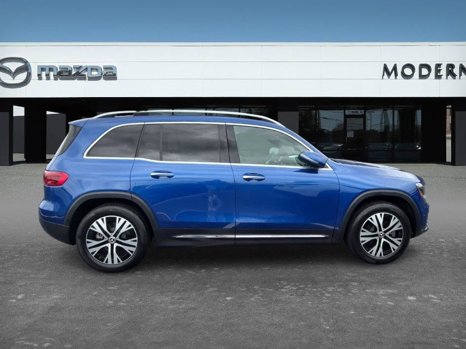 Used 2024 Blue Mercedes-Benz GLB 250 image 6