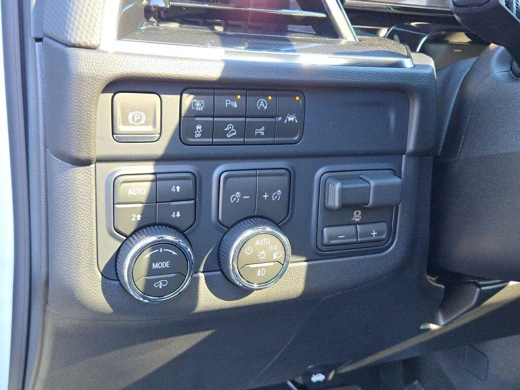 2026 Chevrolet Tahoe RST - Photo 24