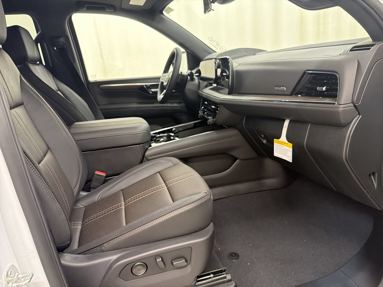 2026 Chevrolet Tahoe High Country - Photo 15
