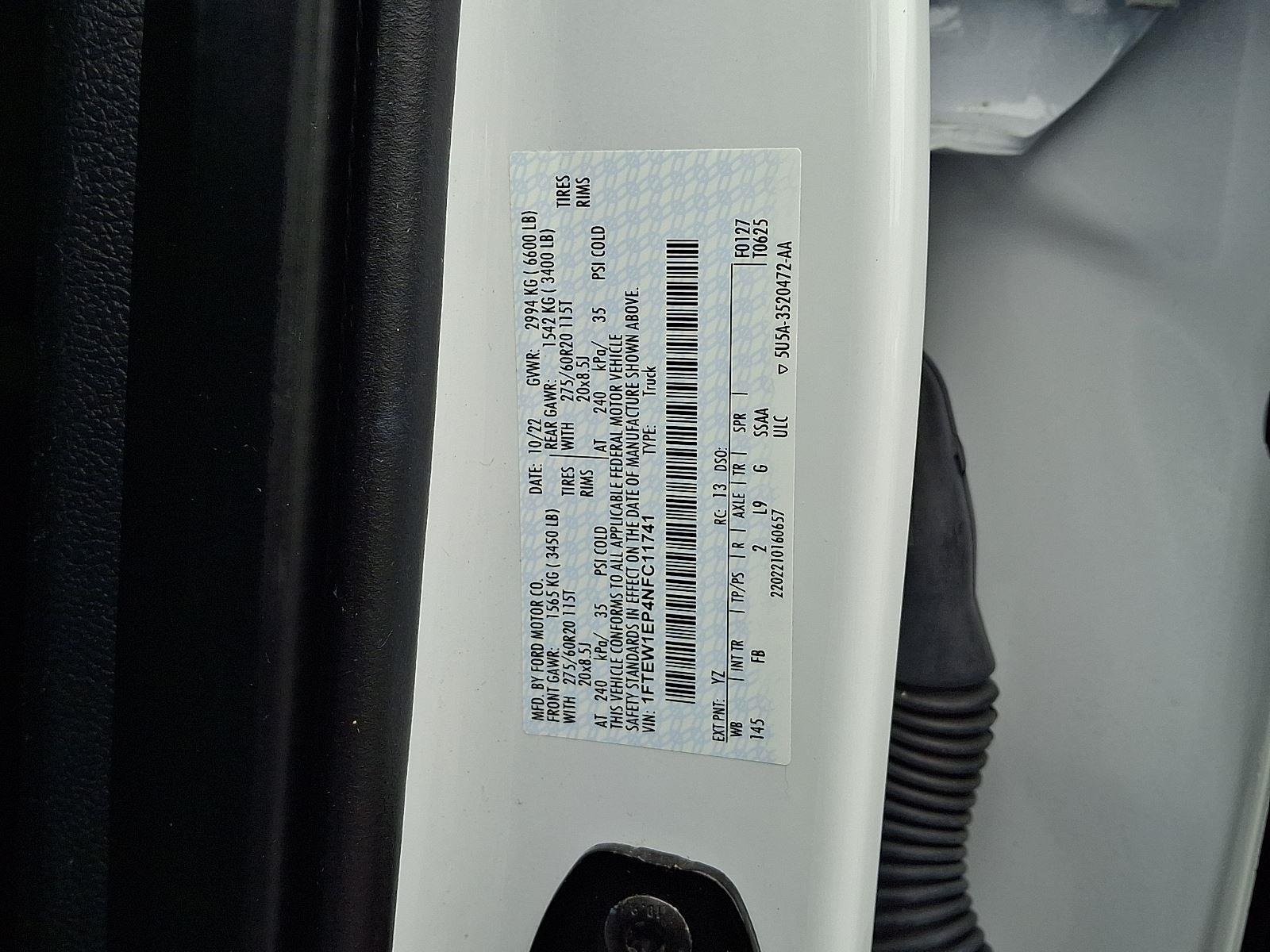 Certified Used 2022 Oxford White Ford XLT image 27
