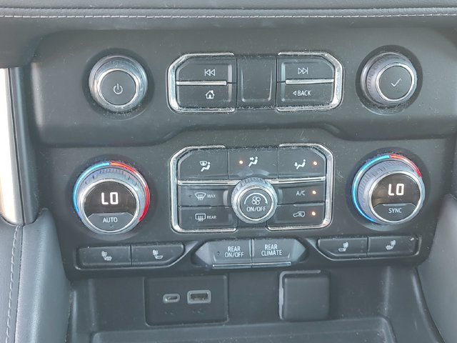 Used 2021 Black Chevrolet LT image 16