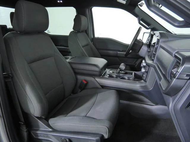 Used 2024 Silver Ford XLT image 13