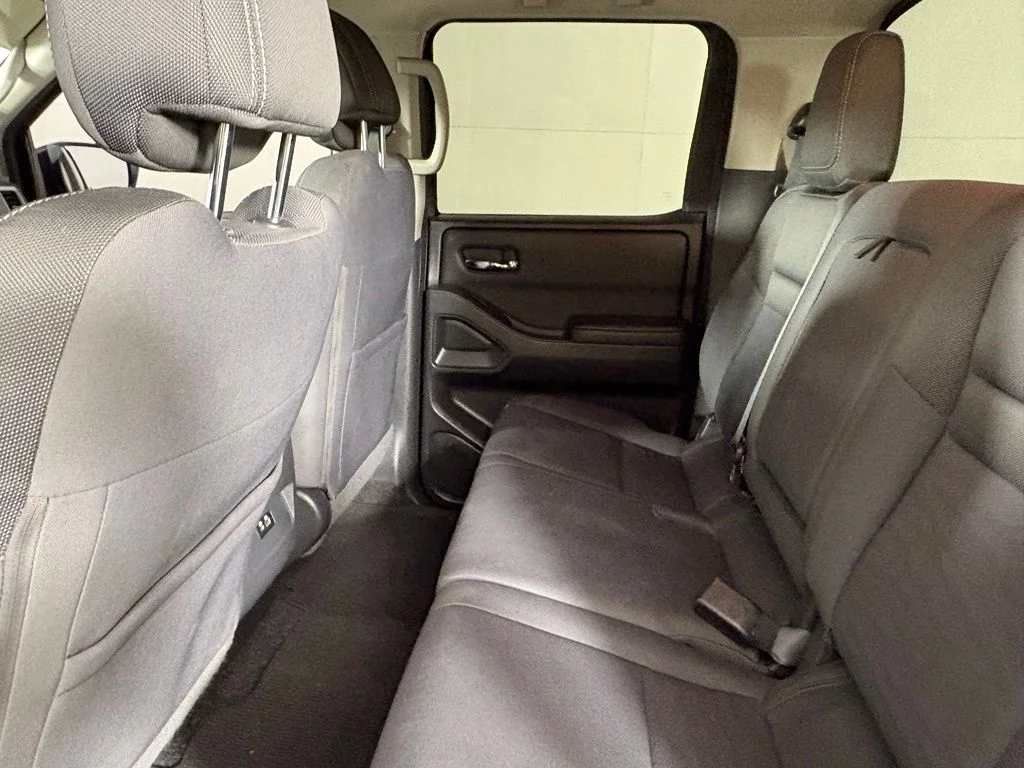 Used 2022 Gray Nissan SV image 34