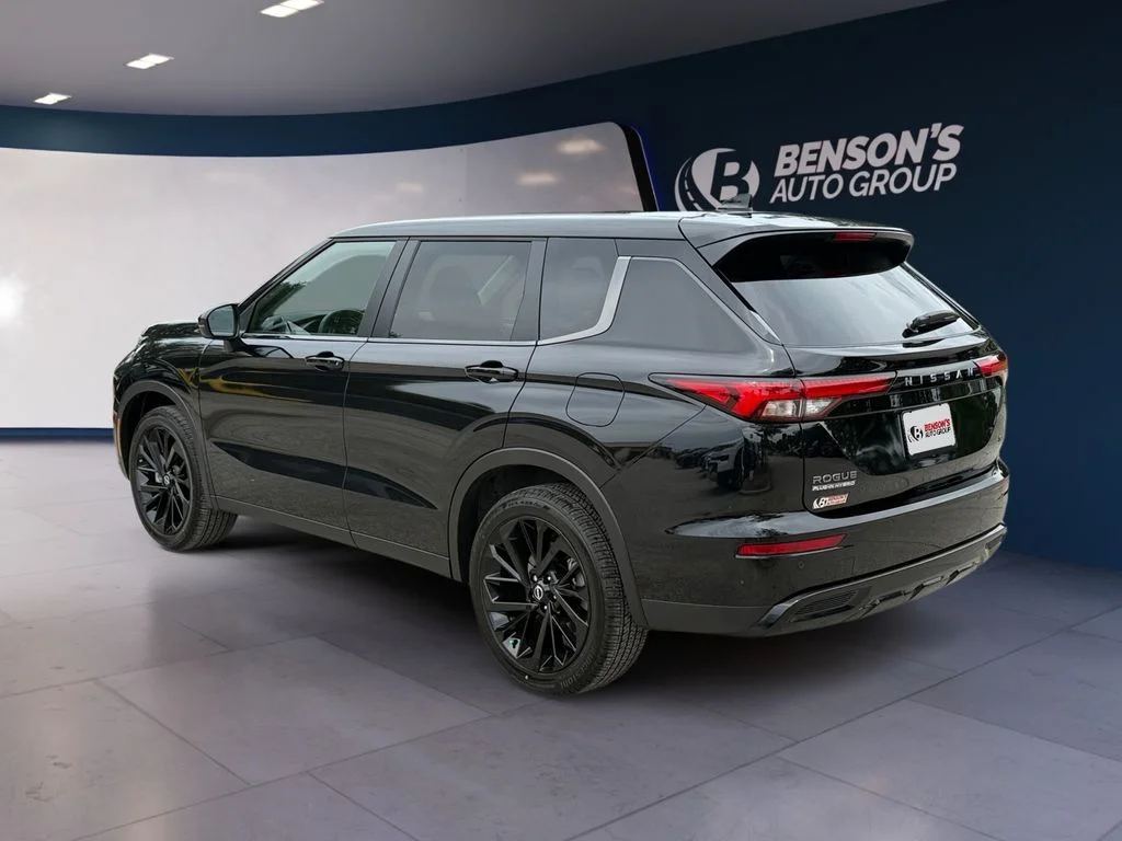 New 2026 Black Nissan SL image 3