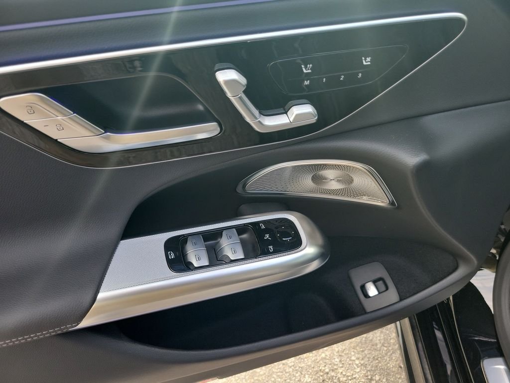 2026 Mercedes-Benz E-Class E350 - Photo 17
