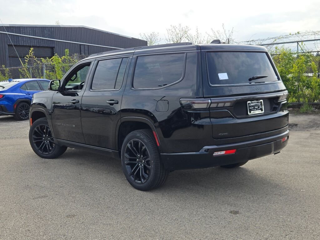 New 2026 High Gloss Black Exterior Paint Jeep Summit Obsidian image 15