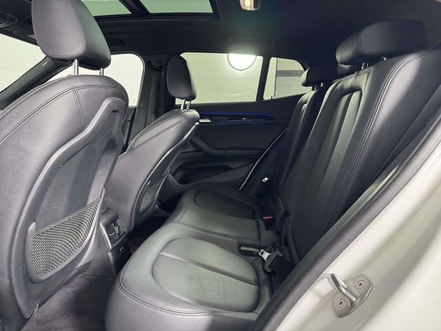 Used 2020 White BMW xDrive28i image 35