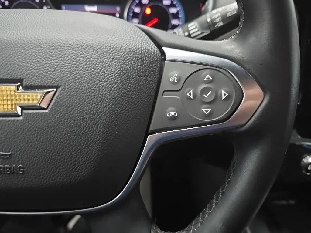 Used 2023 Green Chevrolet LT image 20