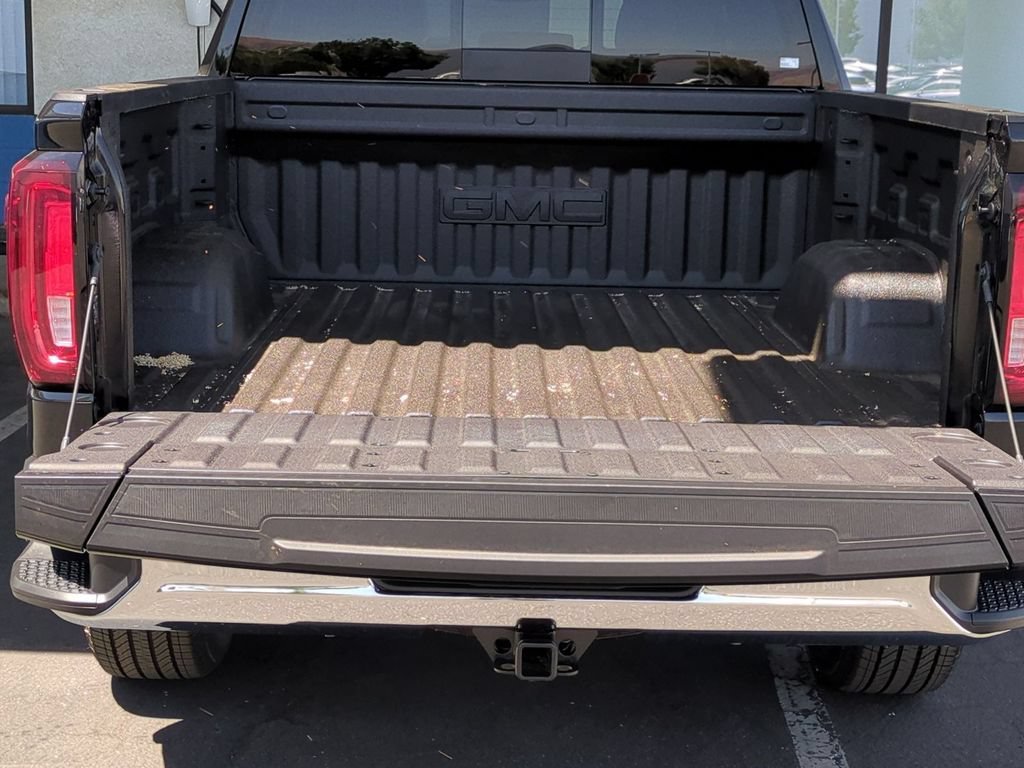 New 2026 Onyx Black GMC SLT image 28