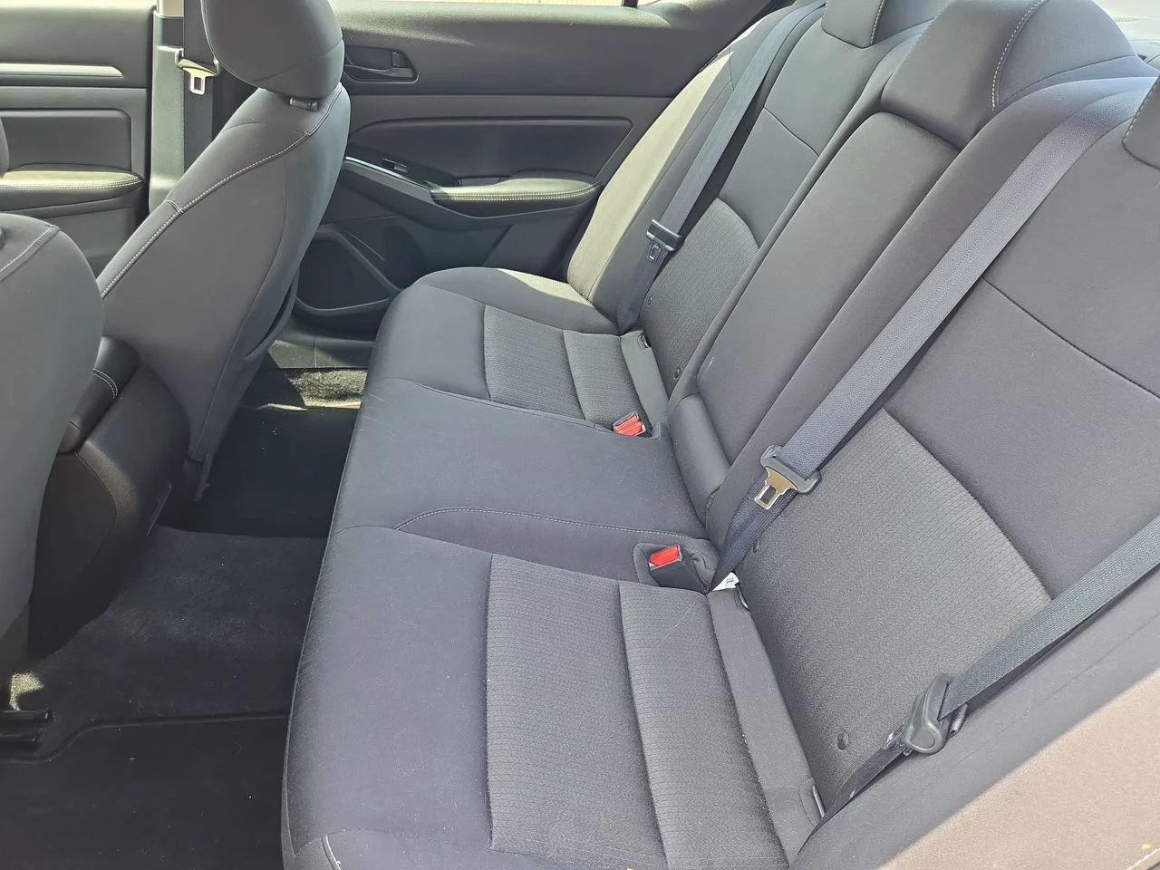 Used 2023 Gun Metallic Nissan 2.5 SV image 18