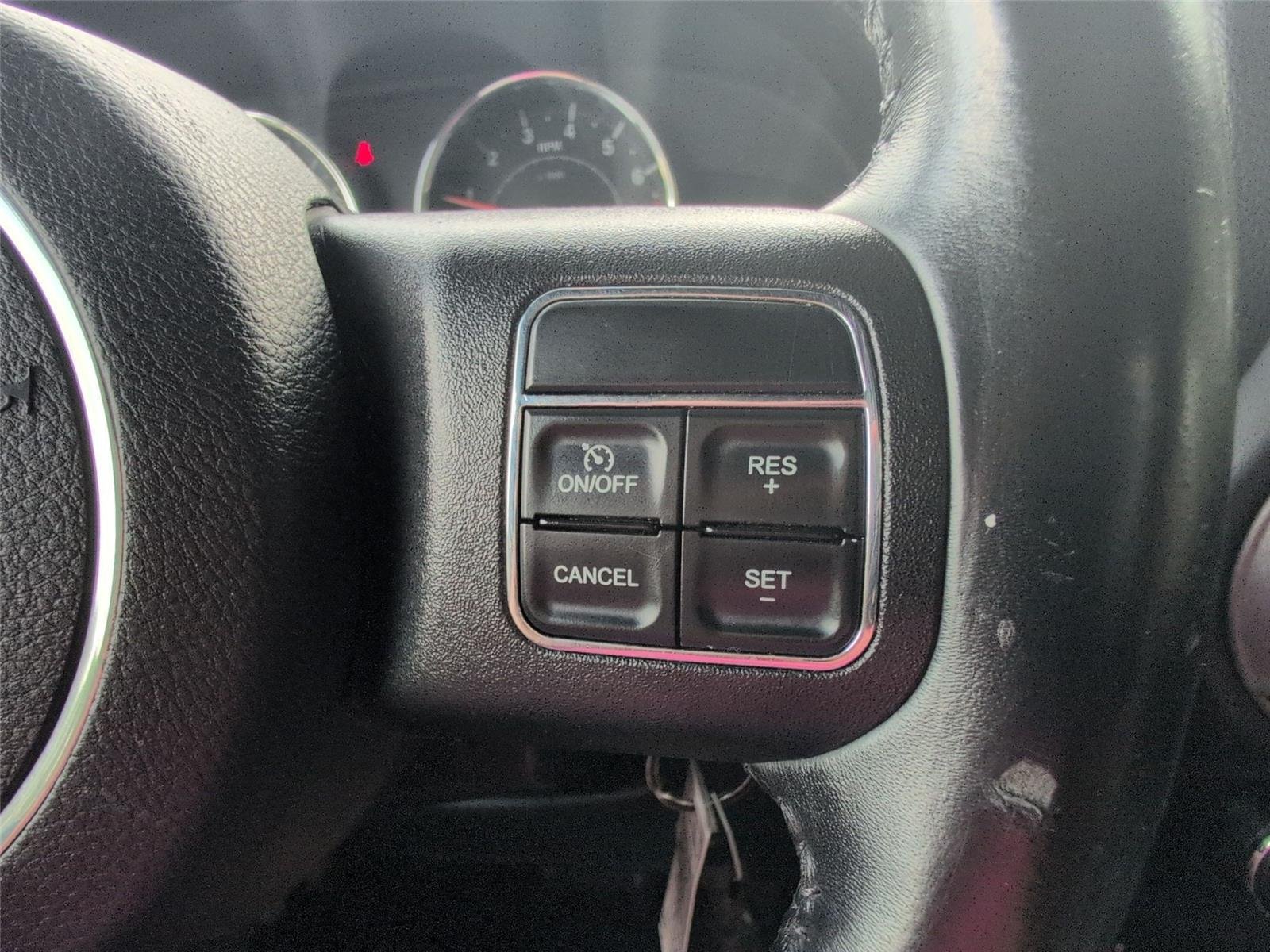 Used 2016 Bright White Clearcoat Jeep Sport image 15
