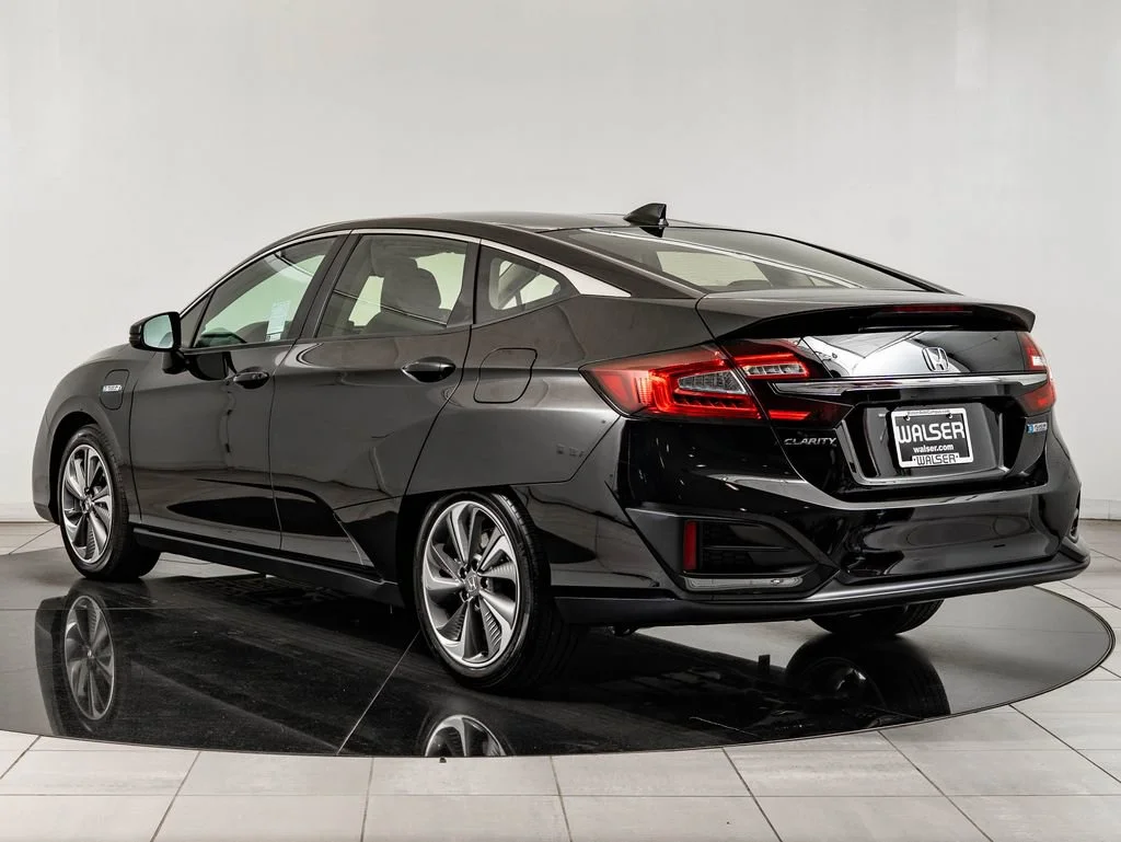 Used 2019 Black Honda  image 6