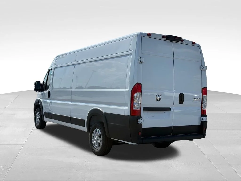 New 2026 Bright White Clear-Coat Exterior Paint RAM High Roof image 3