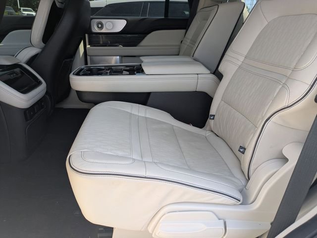 Used 2024 White Lincoln Black Label image 27