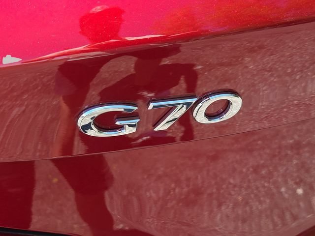 Used 2021 Red Genesis 2.0T image 5