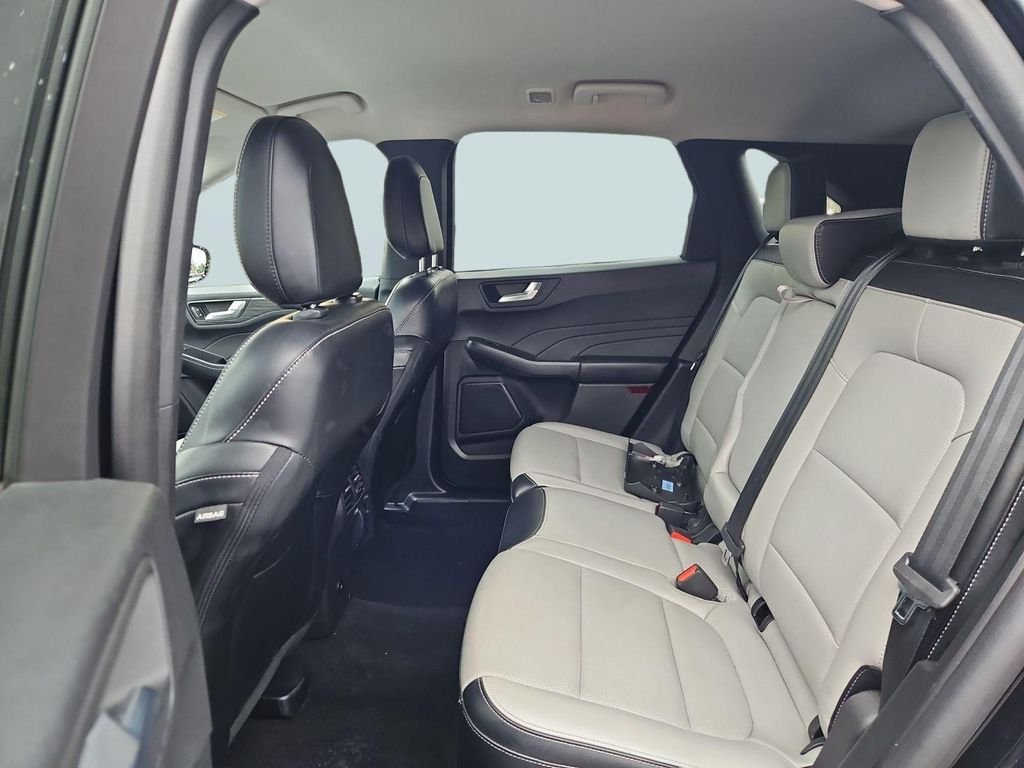 2023 Ford Escape Platinum - Photo 23