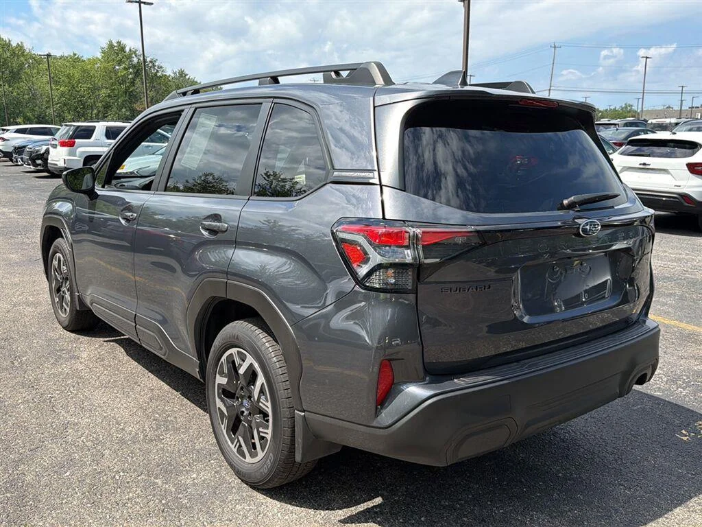 Used 2025 Magnetite Gray Metallic Subaru Premium image 10