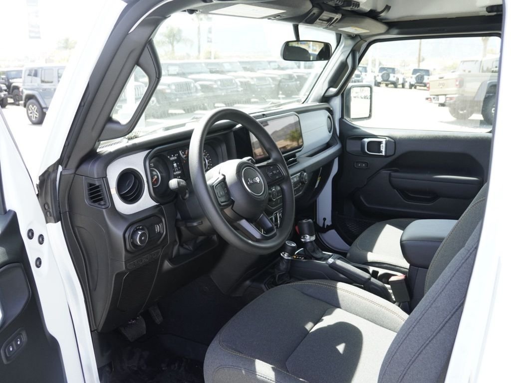 New 2026 Bright White Clear-Coat Exterior Paint Jeep Sport image 18