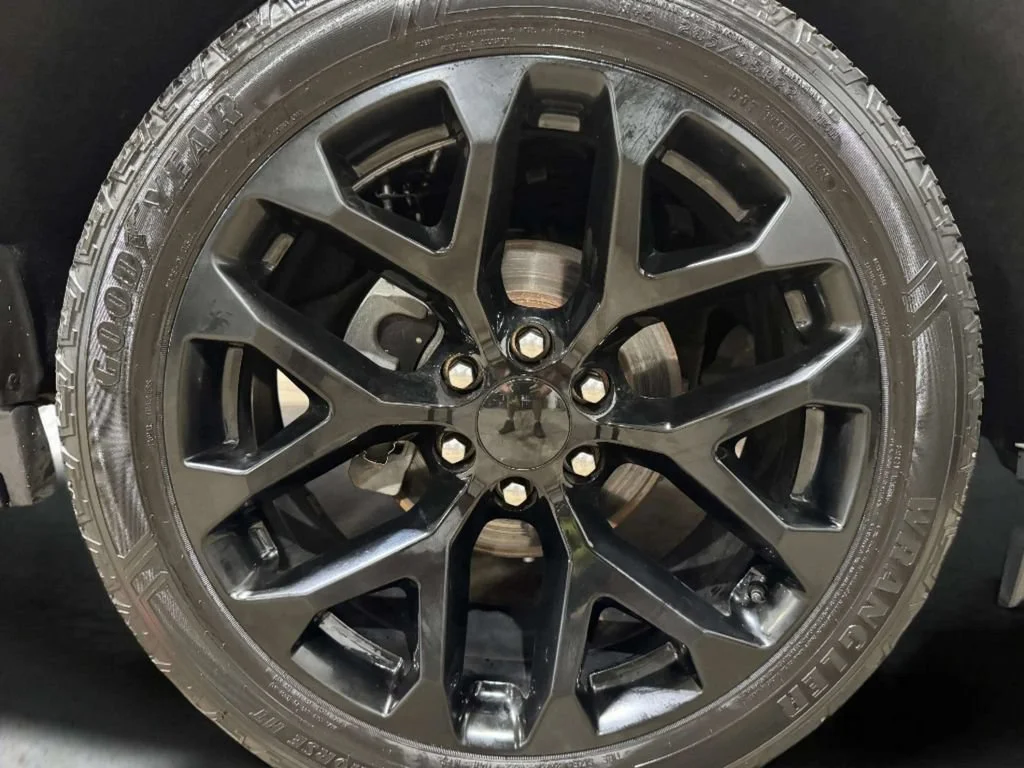 Used 2019 QUICKSILVER METALLIC GMC SLT image 35