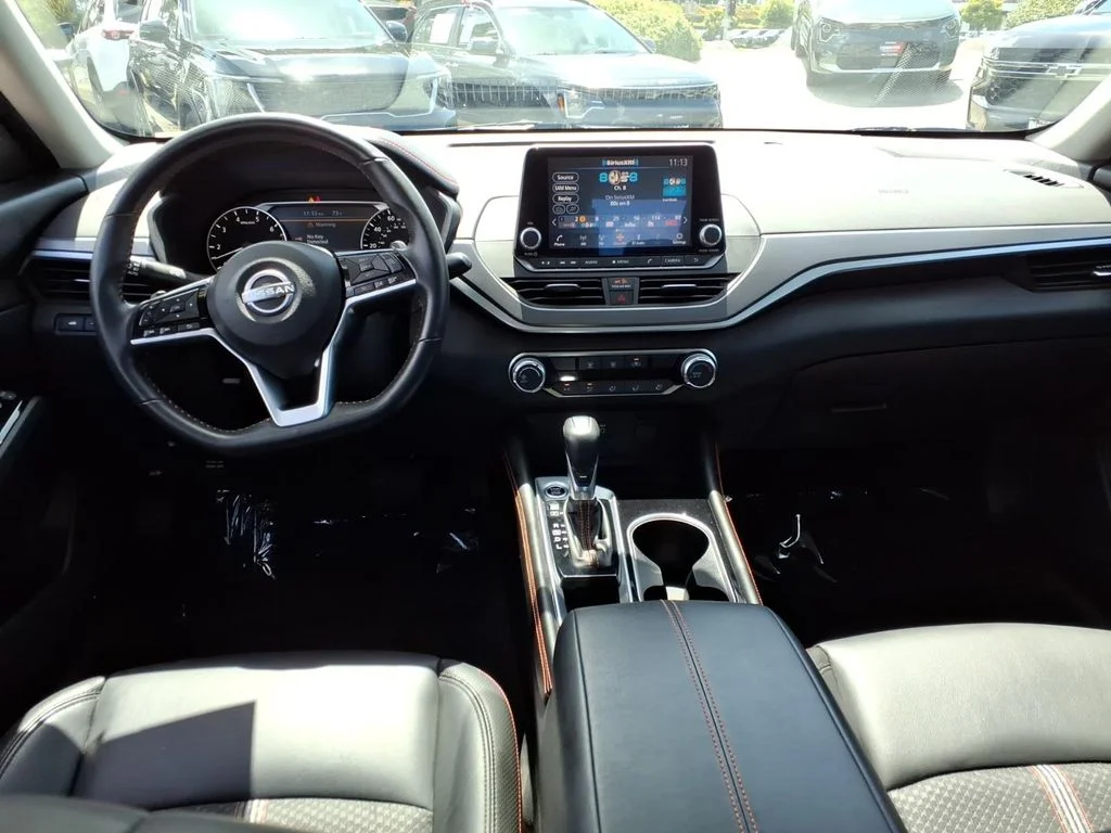 Used 2023 Black Nissan 2.5 SR image 11