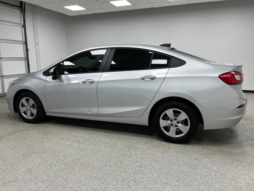 Used 2018 Silver Chevrolet LS image 7