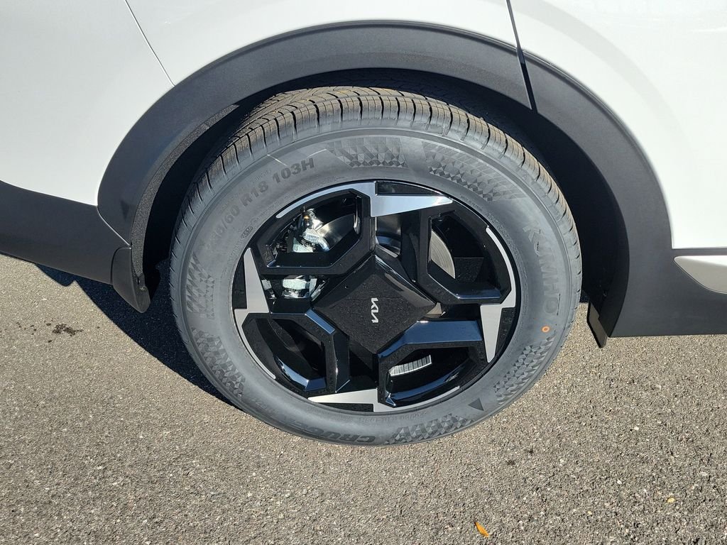 New 2026 Glacial White Pearl Kia EX image 41