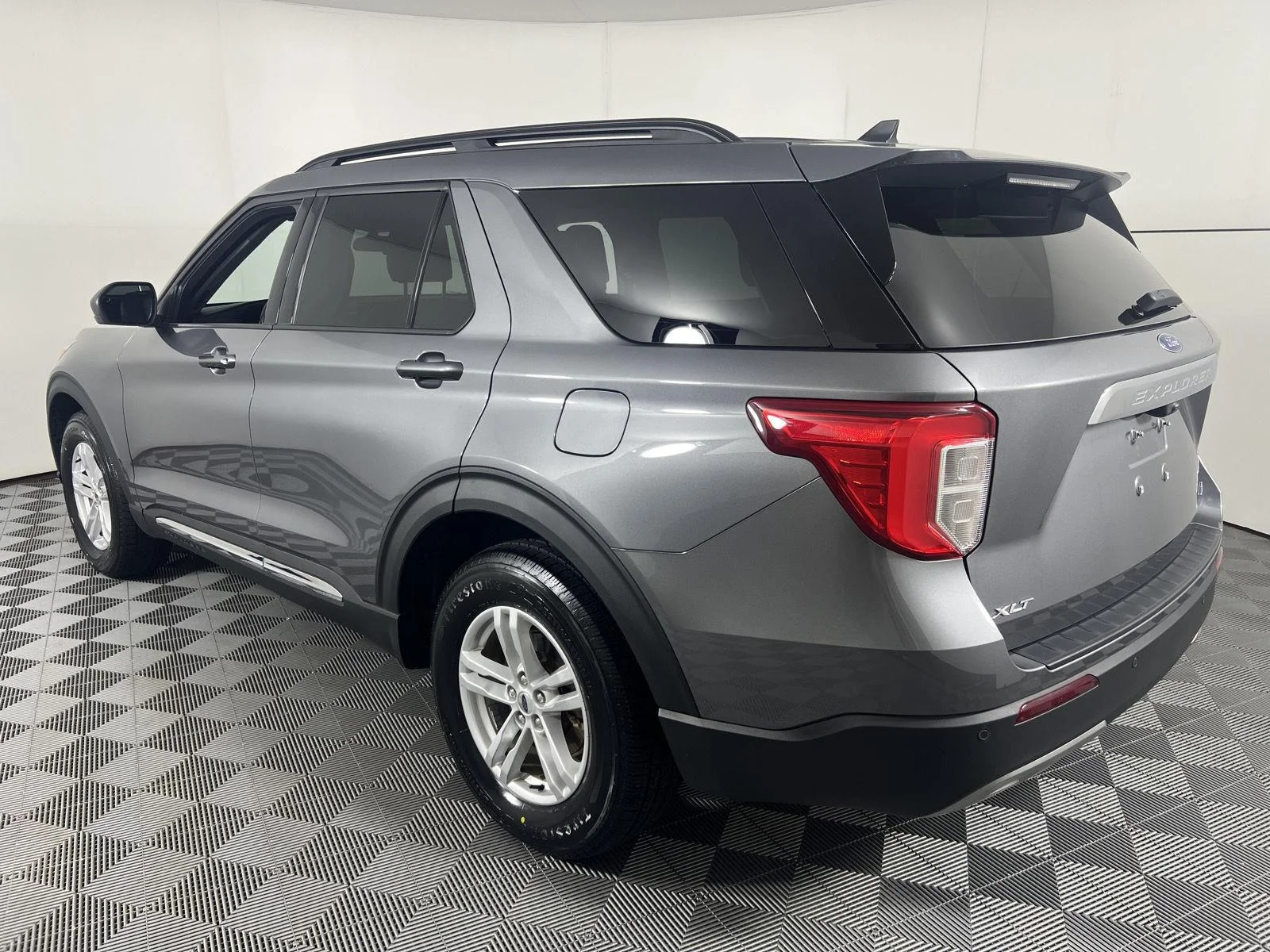 Used 2023 Carbonized Gray Ford XLT image 8