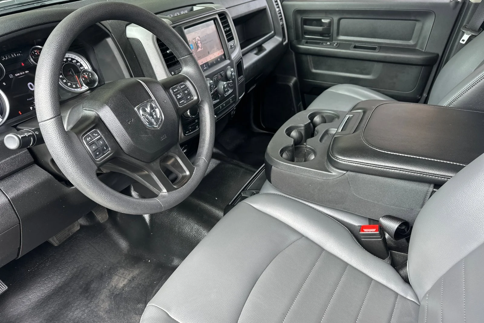 Certified Used 2022 Bright White Clearcoat Ram Tradesman image 10