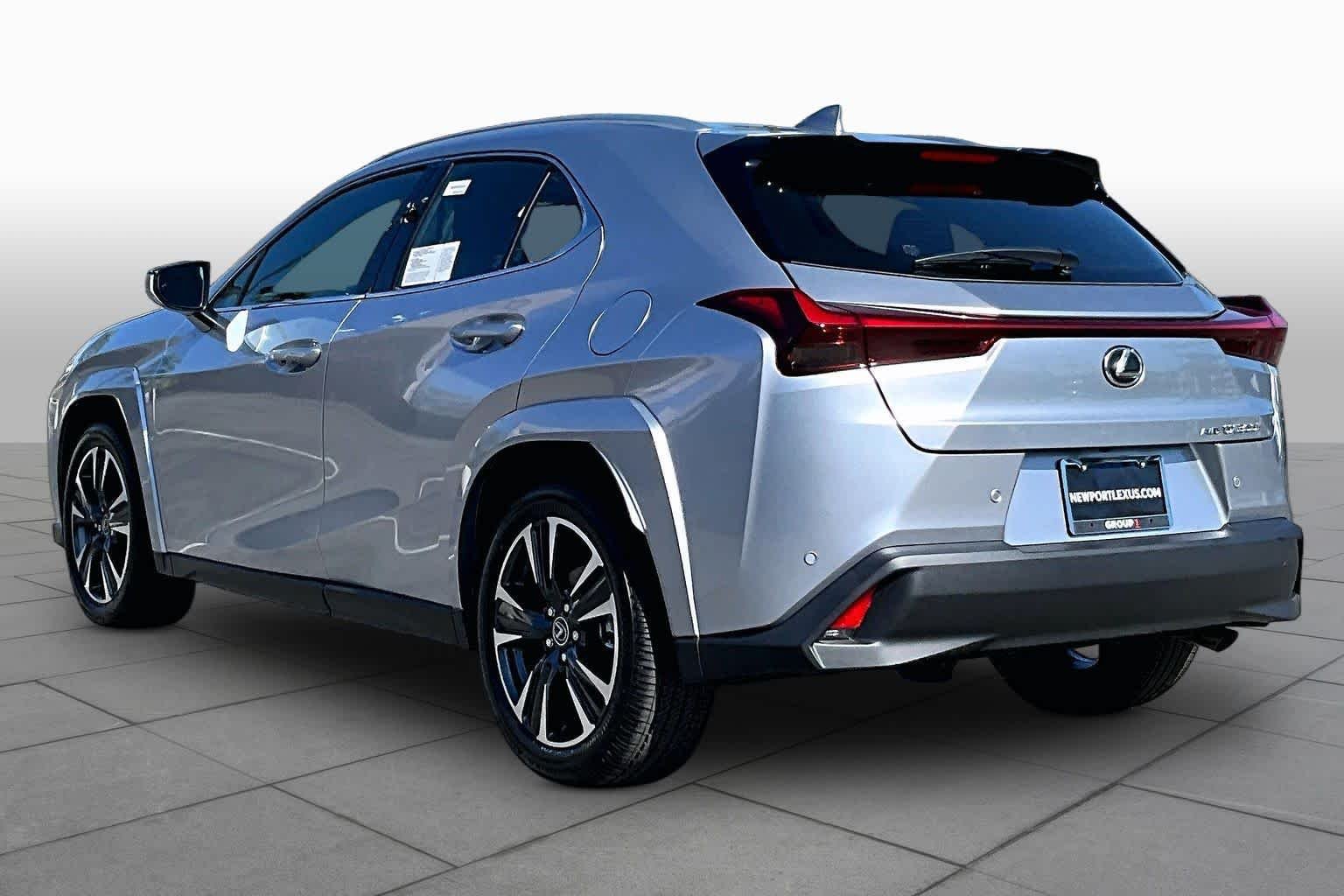 New 2026 Iridium Lexus PREMIUM AWD image 7