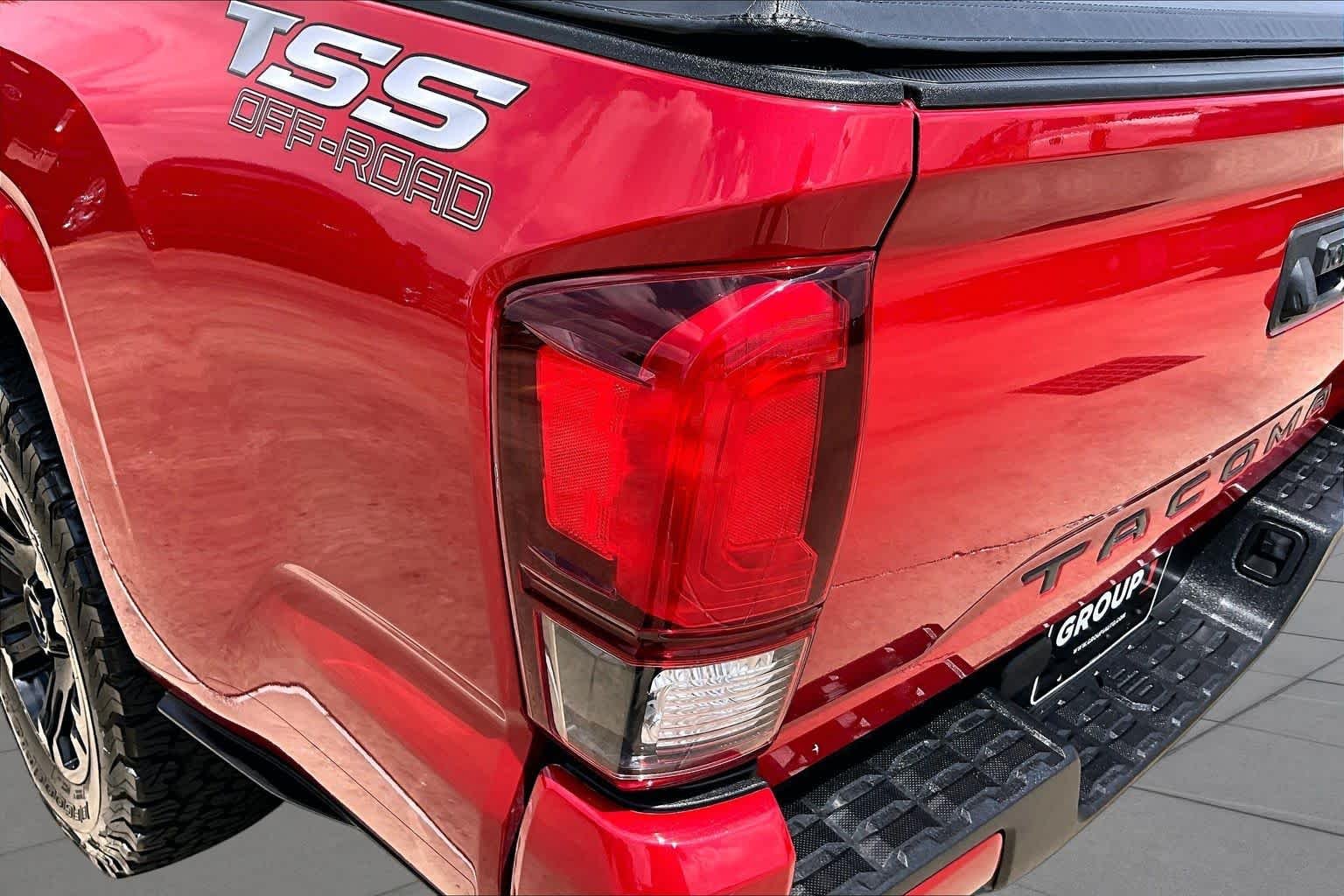Used 2020 Barcelona Red Metallic Toyota SR image 27