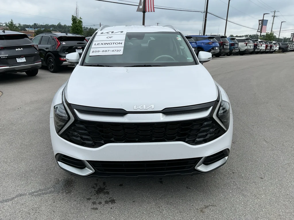 Used 2024 Glacial White Pearl Kia EX image 3
