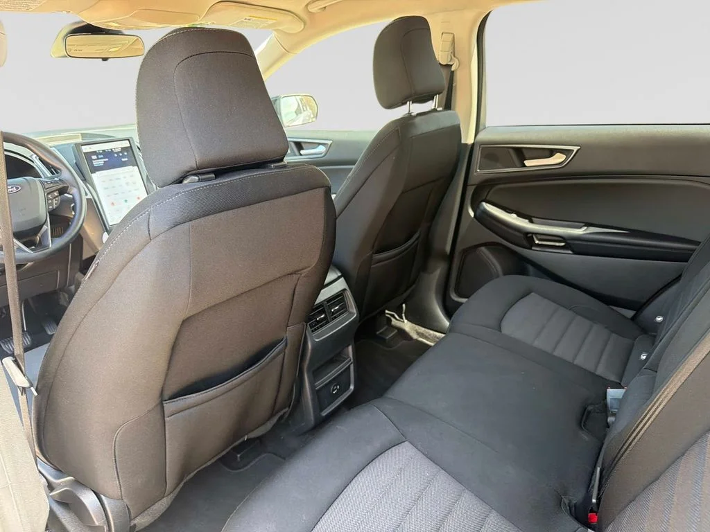 Used 2022 Silver Metallic Ford SE image 15