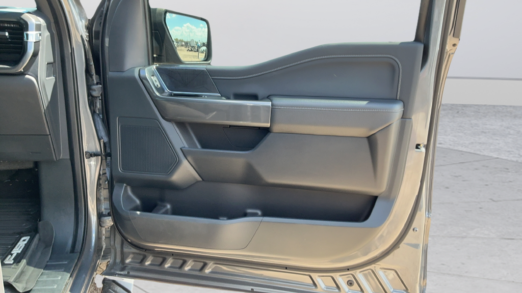 Used 2023 Gray Ford XLT image 22