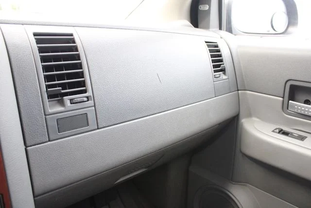 Used 2004 Blue Dodge SLT image 18